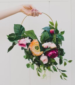 FLOWER HOOP BOUQUET