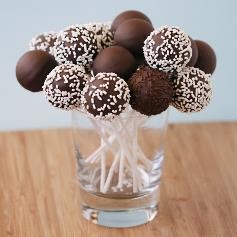 CAKE POPS